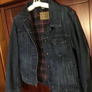LEVI’S Denim Jacket~Medium~Pre-Owned